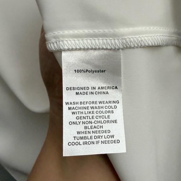 NWOT!-{Alina Mae Maternity Wear}-Size S Maternity-White Sleeveless Work Blouse - Picture 5 of 5